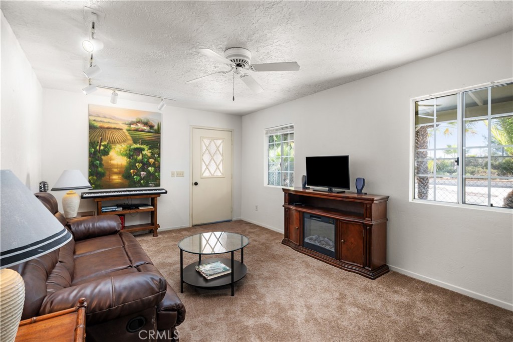 10320 Country Lane