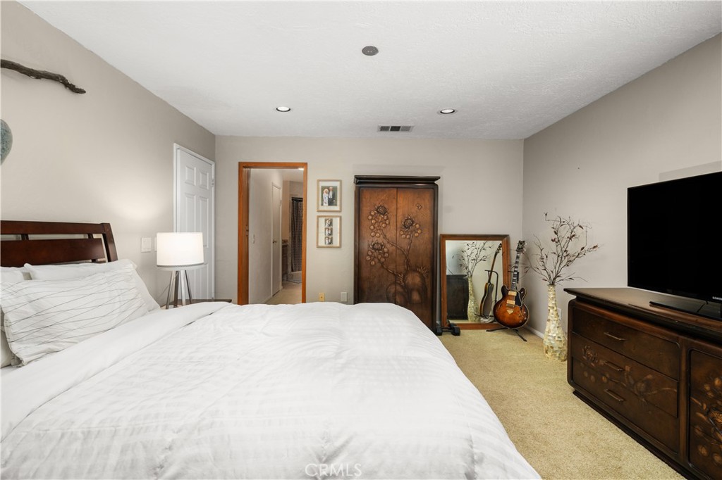 10320 Country Lane