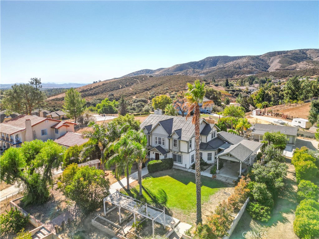 10320 Country Lane
