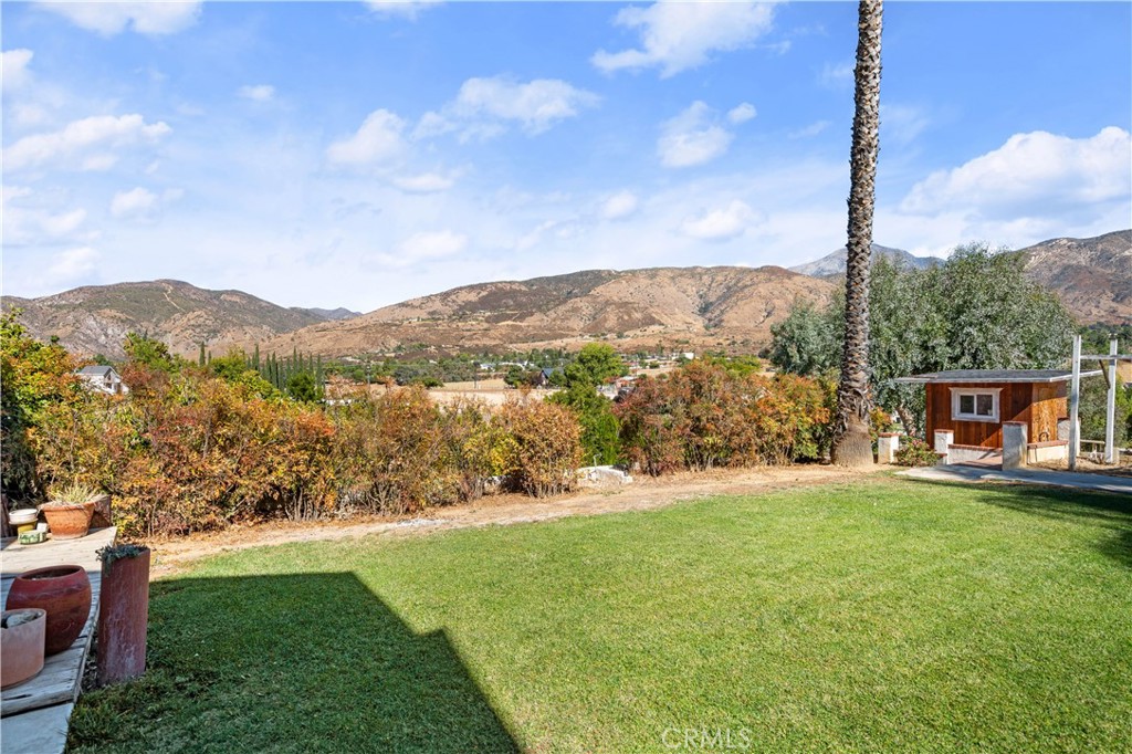 10320 Country Lane