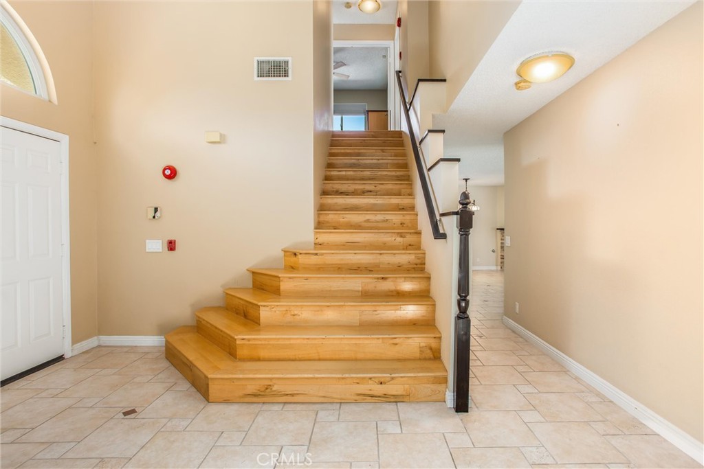 3061 Canyon Vista Drive