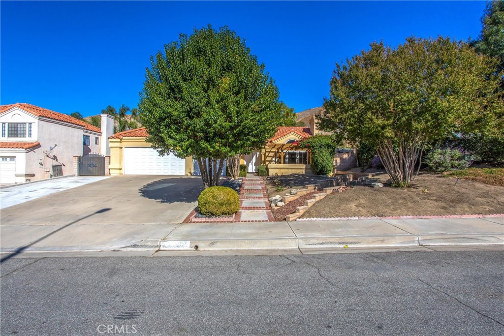 3061 Canyon Vista Drive