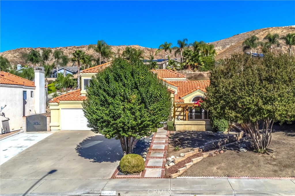 3061 Canyon Vista Drive