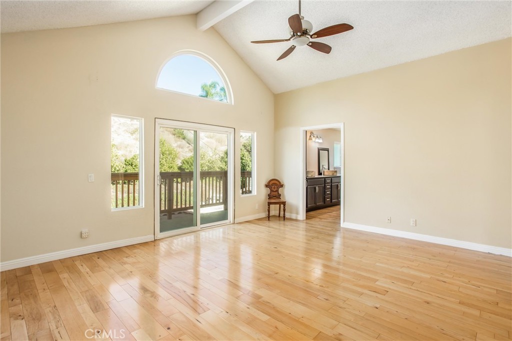 3061 Canyon Vista Drive