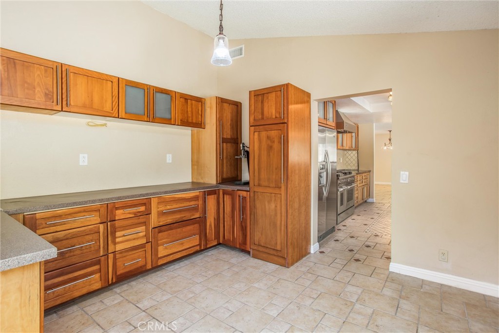 3061 Canyon Vista Drive