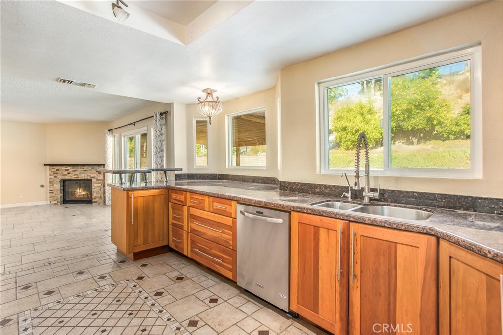 3061 Canyon Vista Drive