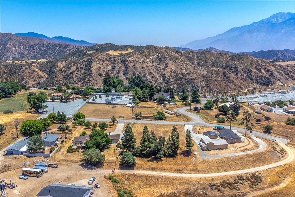 8767 Peach Summit Drive