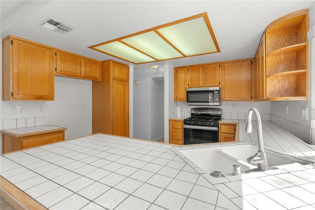 10776 Sunnyside