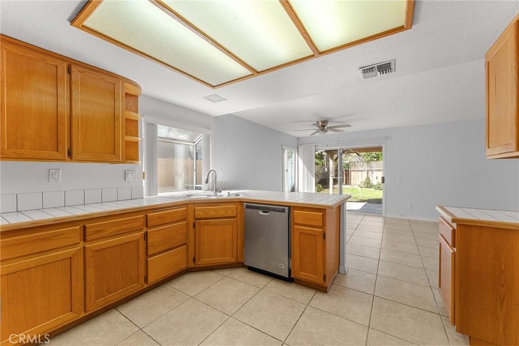 10776 Sunnyside