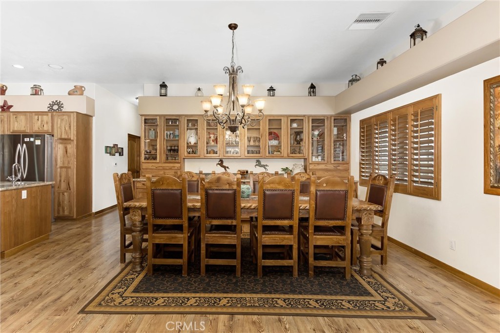 9710 Mountain View