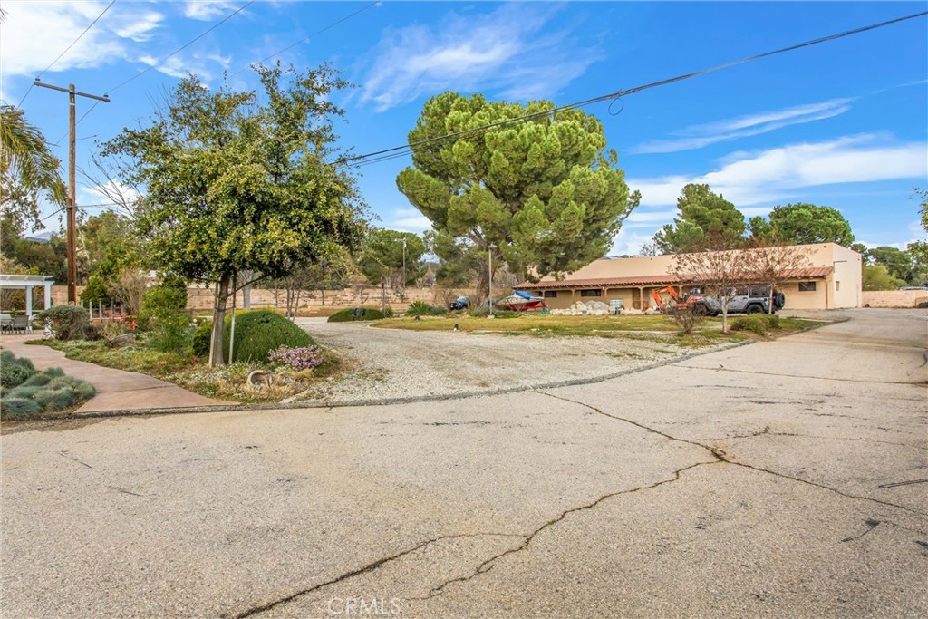 9710 Mountain View