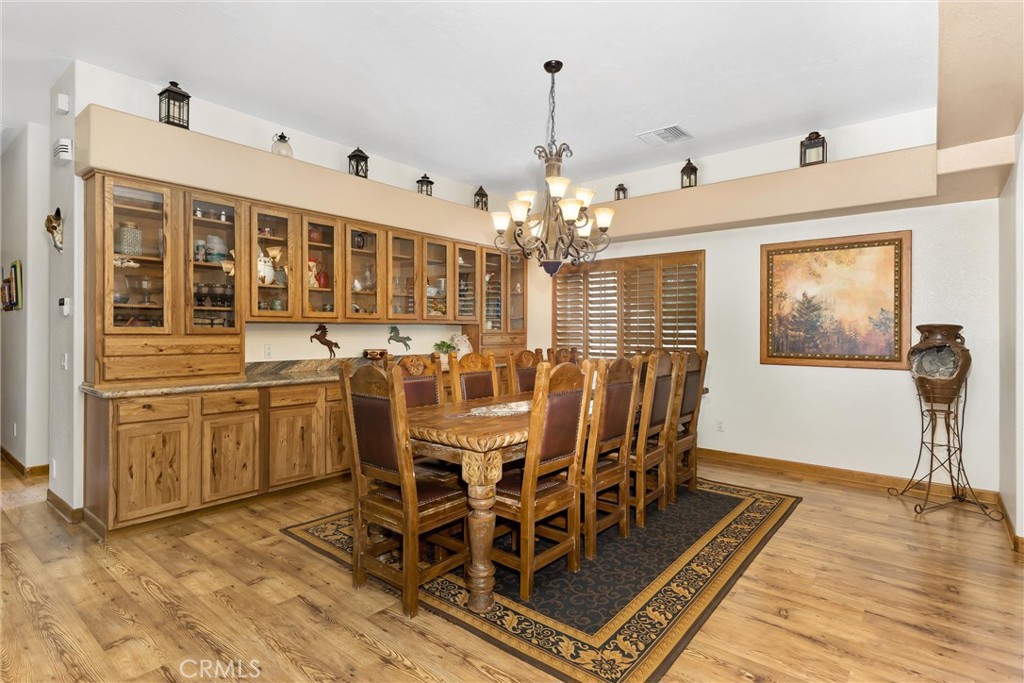 9710 Mountain View