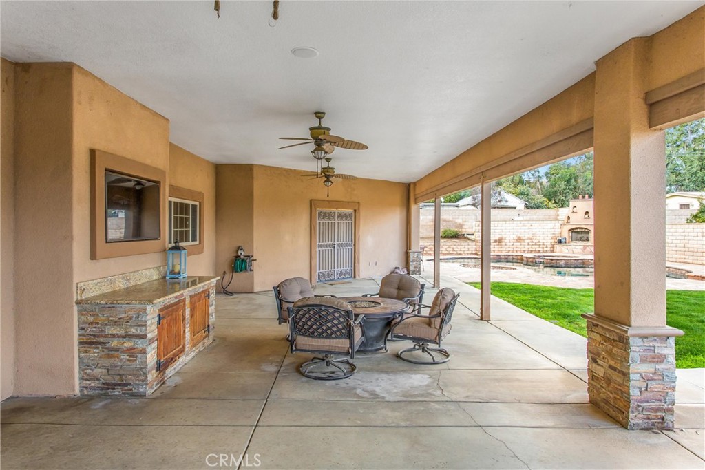 9710 Mountain View