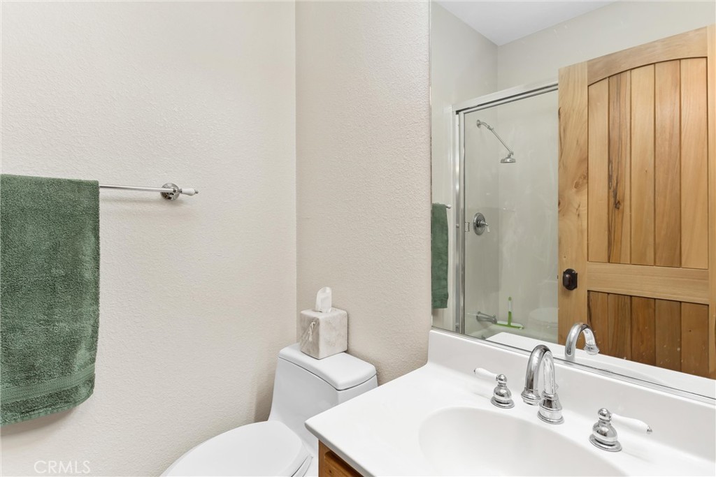 9710 Mountain View