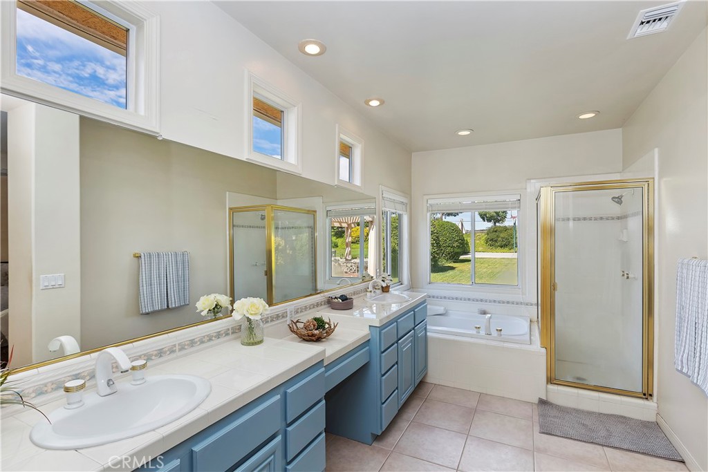 38228 Wild Poppy Lane