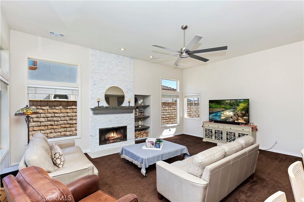 38228 Wild Poppy Lane