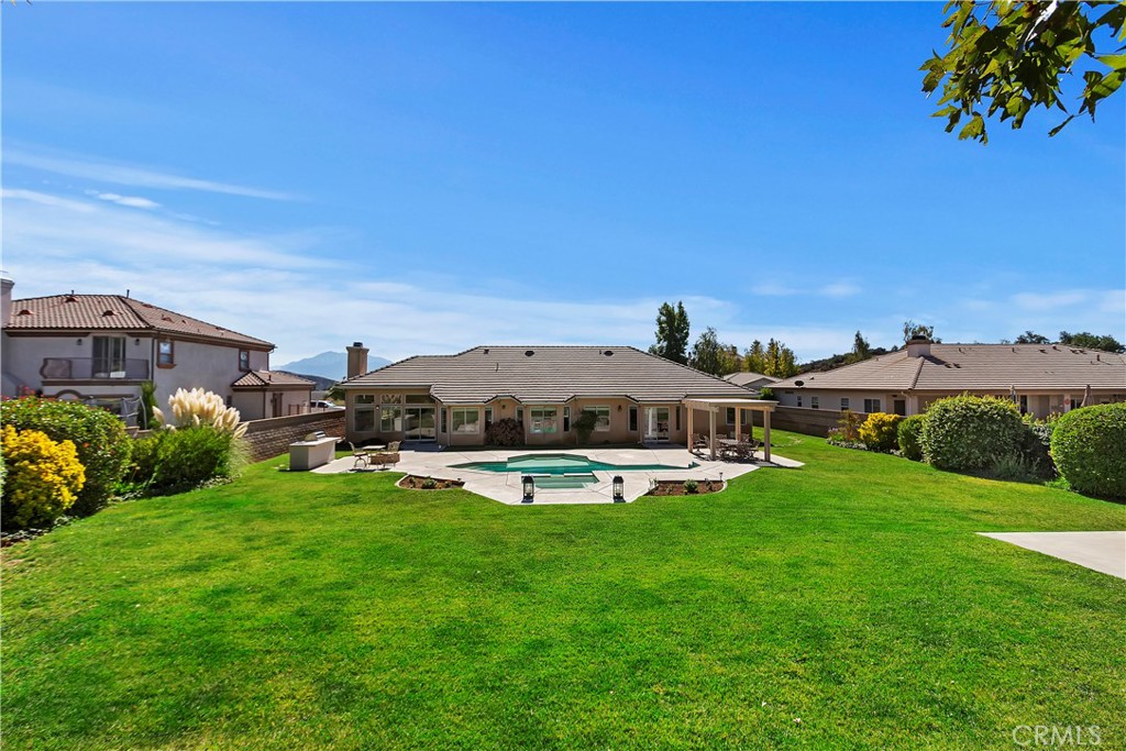 38228 Wild Poppy Lane