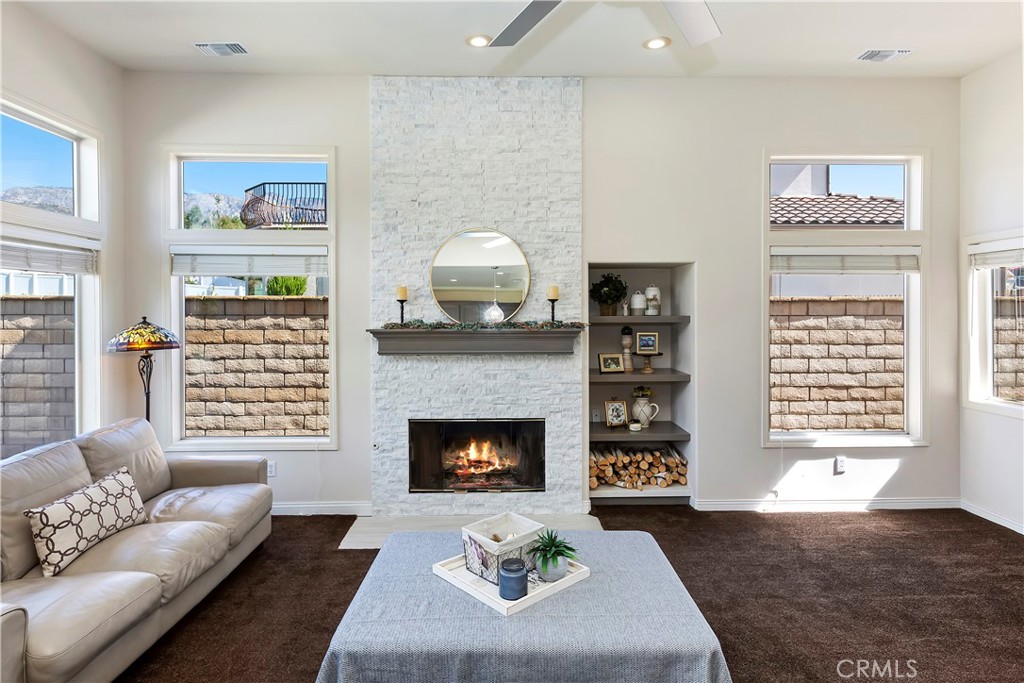 38228 Wild Poppy Lane