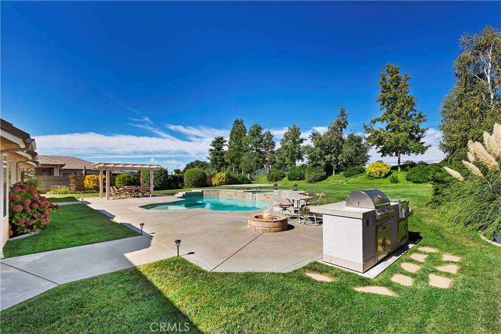 38228 Wild Poppy Lane