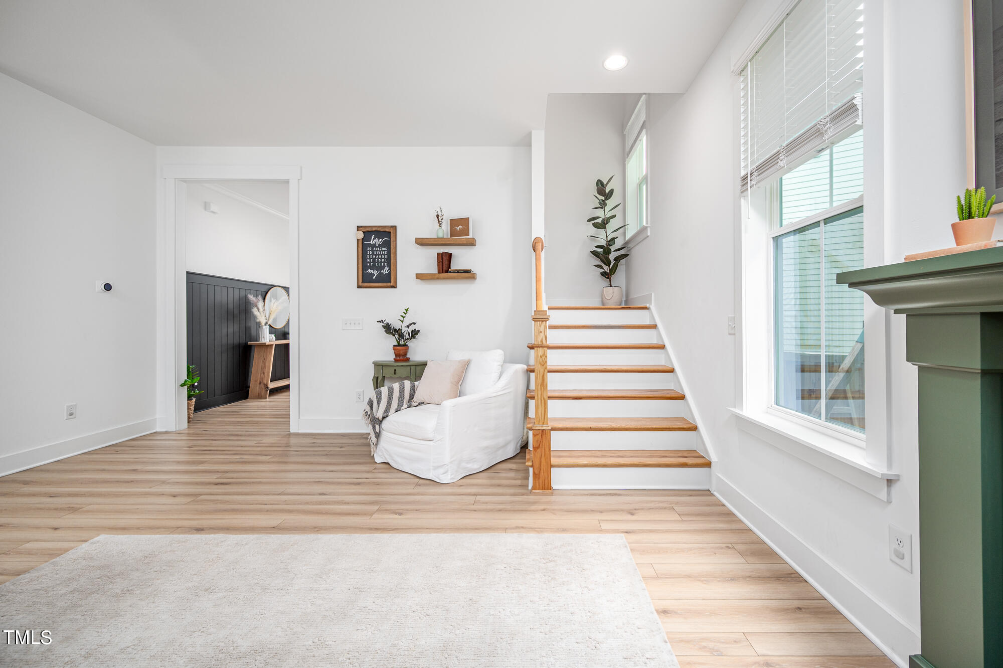 1110 Fly Catcher Court