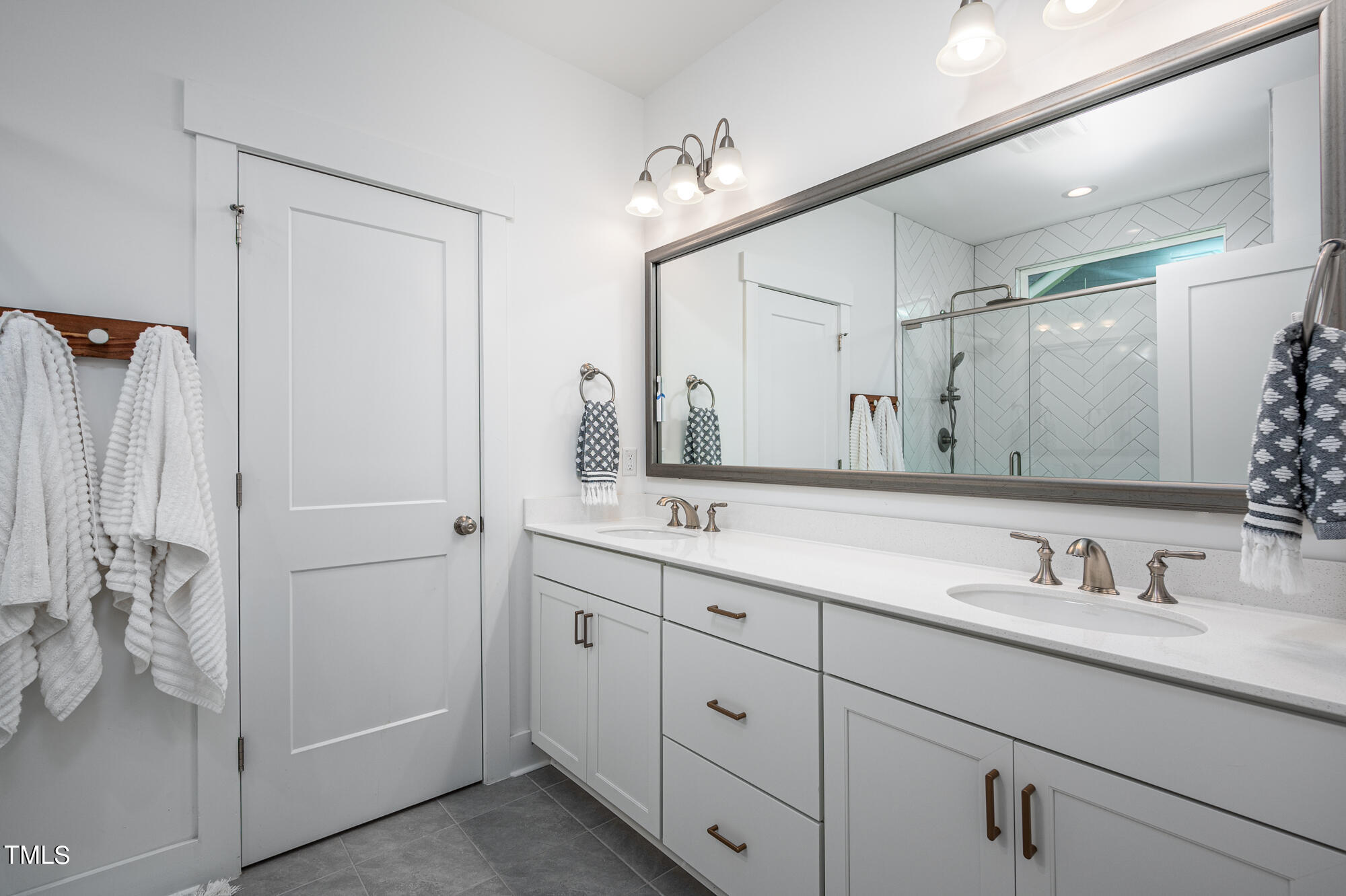 1110 Fly Catcher Court