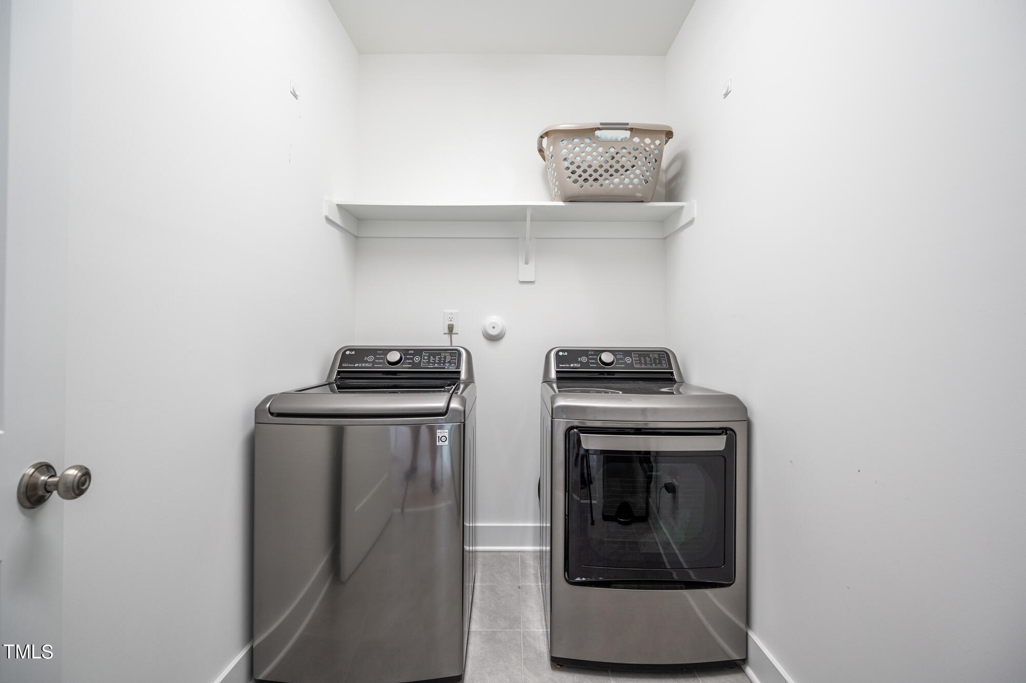 1110 Fly Catcher Court