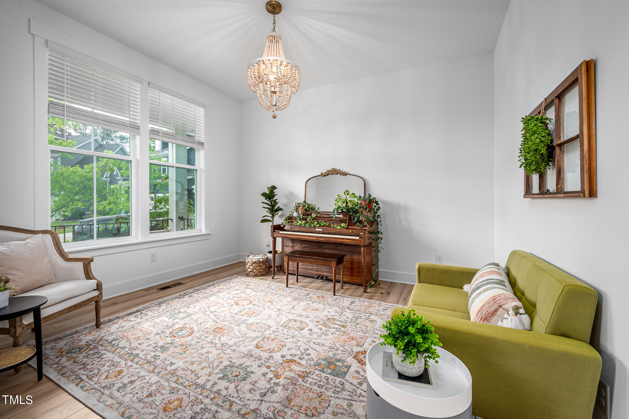 1110 Fly Catcher Court
