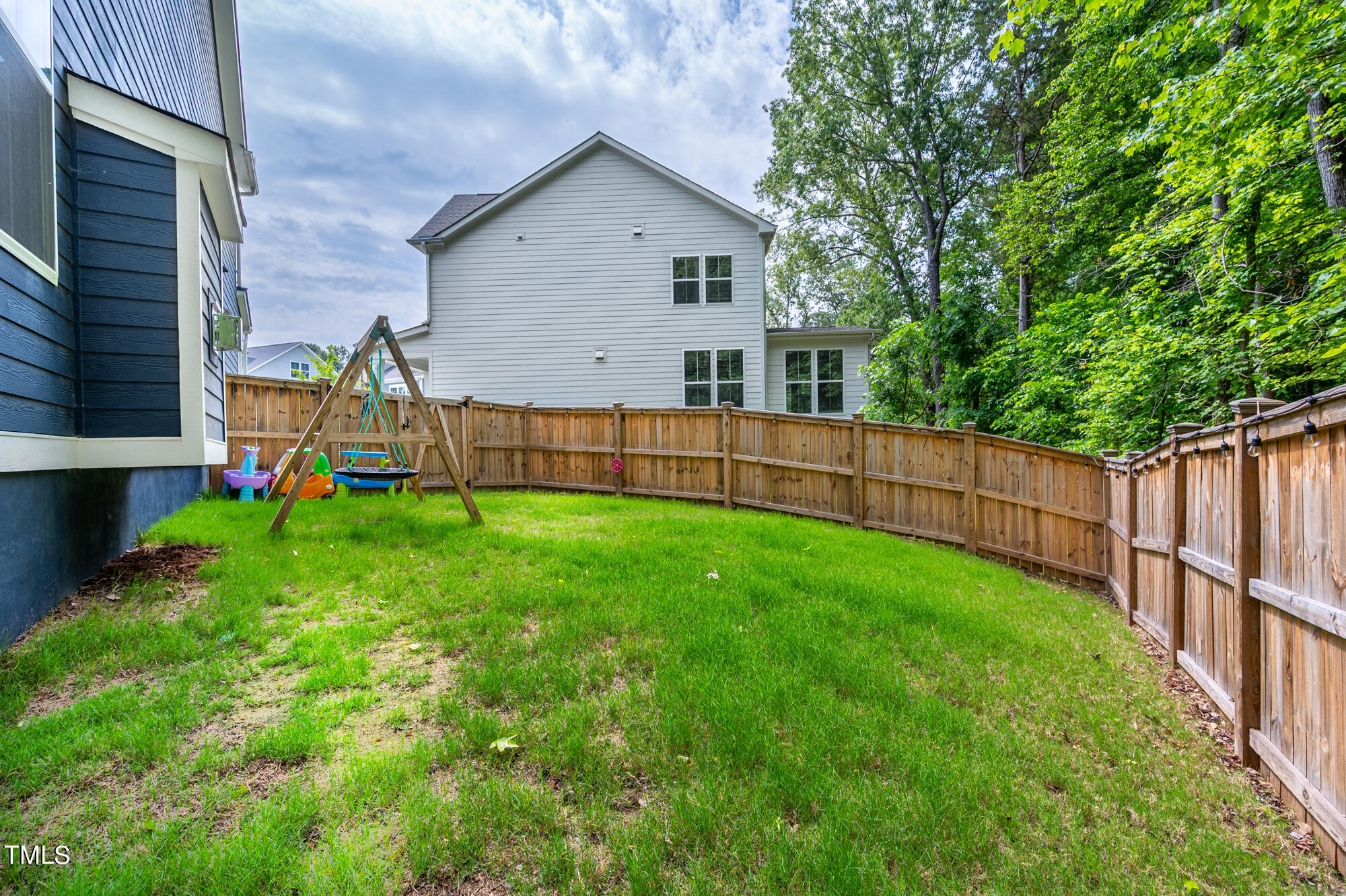 1110 Fly Catcher Court