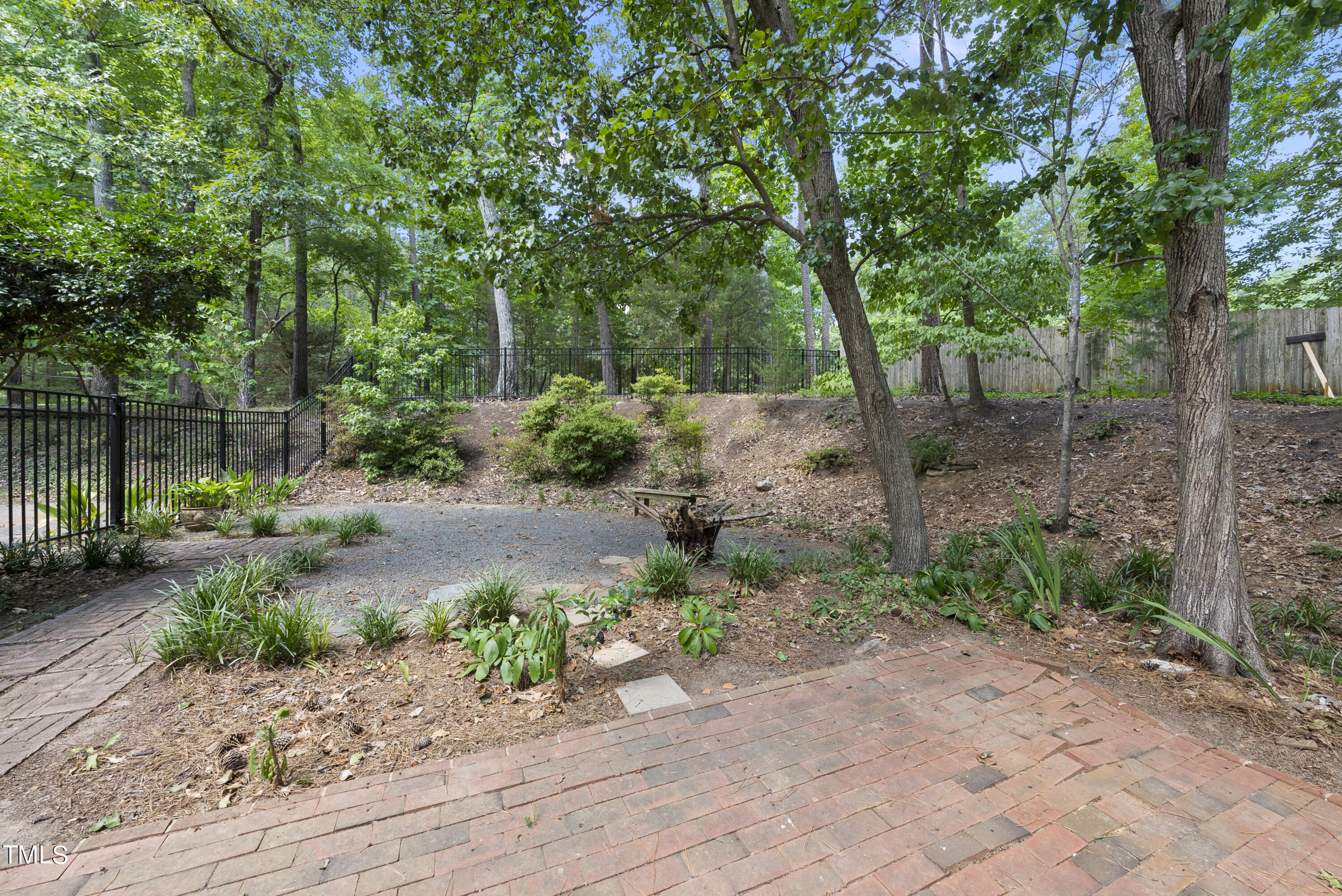 744 Shady Lawn Road Road