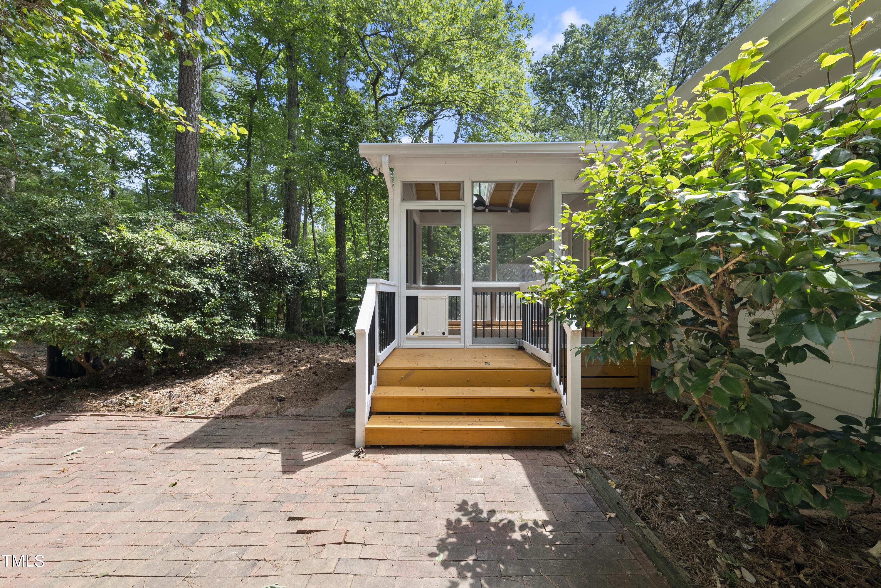 744 Shady Lawn Road Road