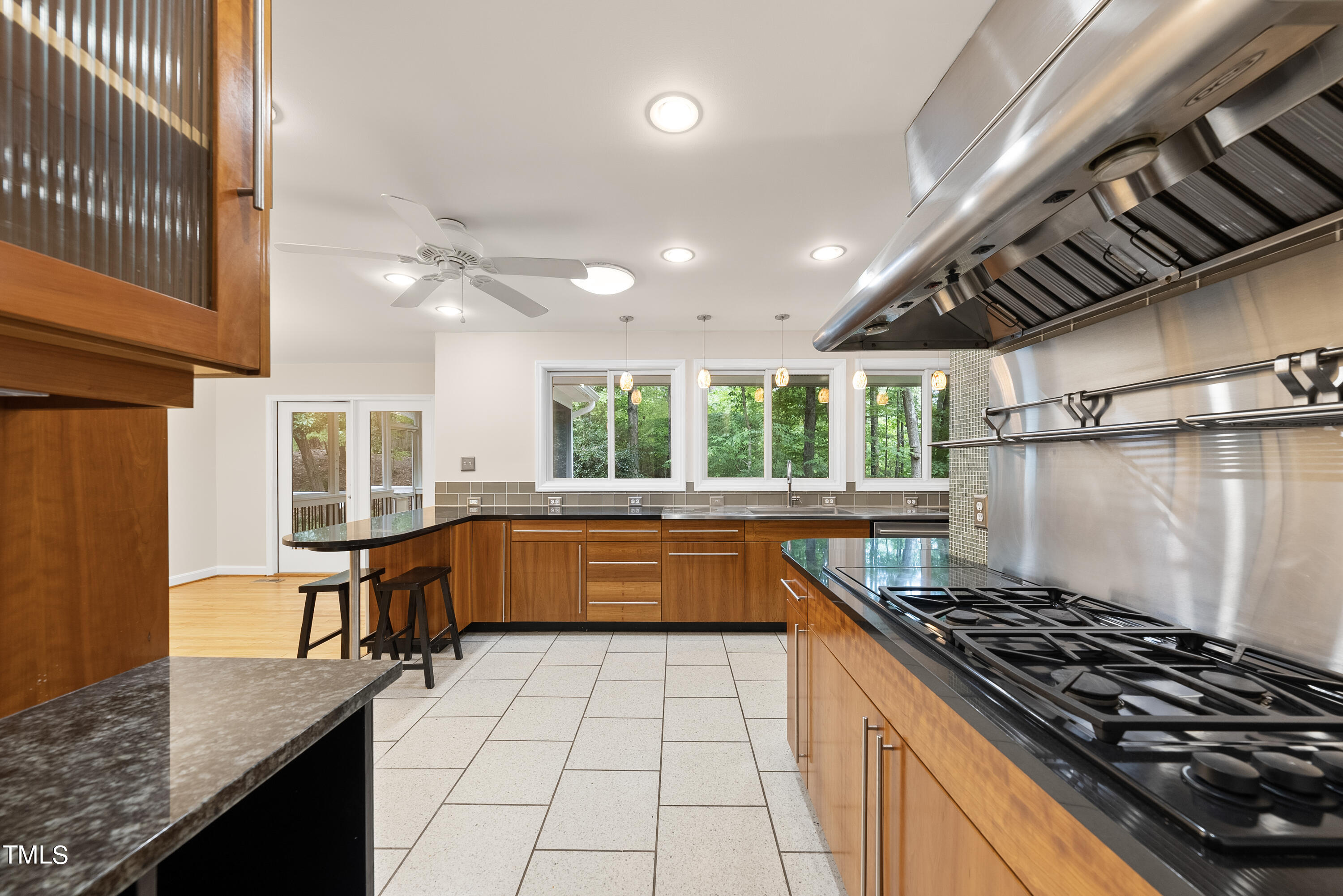 744 Shady Lawn Road Road