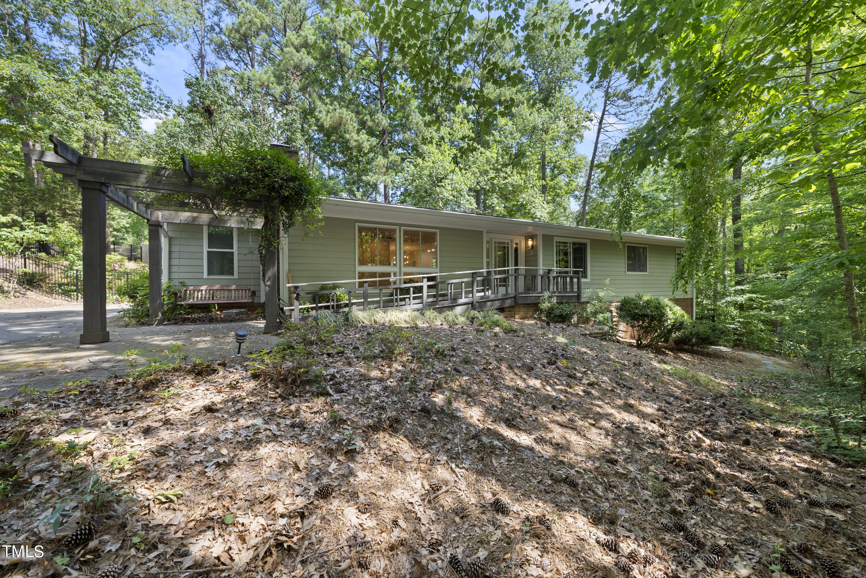 744 Shady Lawn Road Road