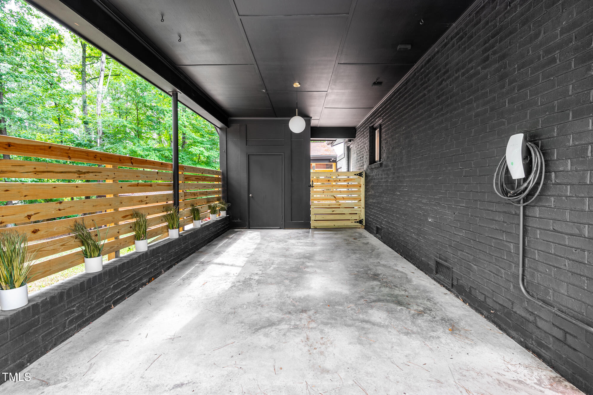 809 Emory Drive