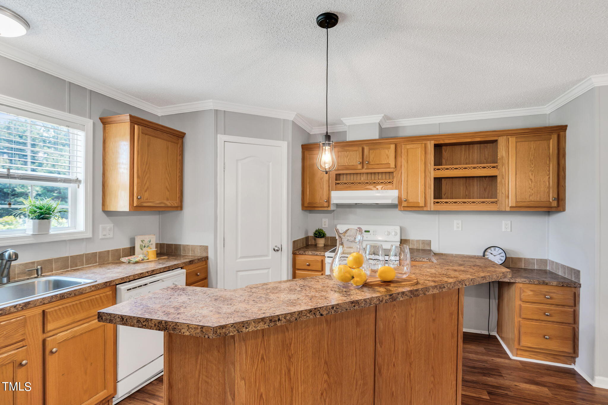 4711 Wheels Hill Road