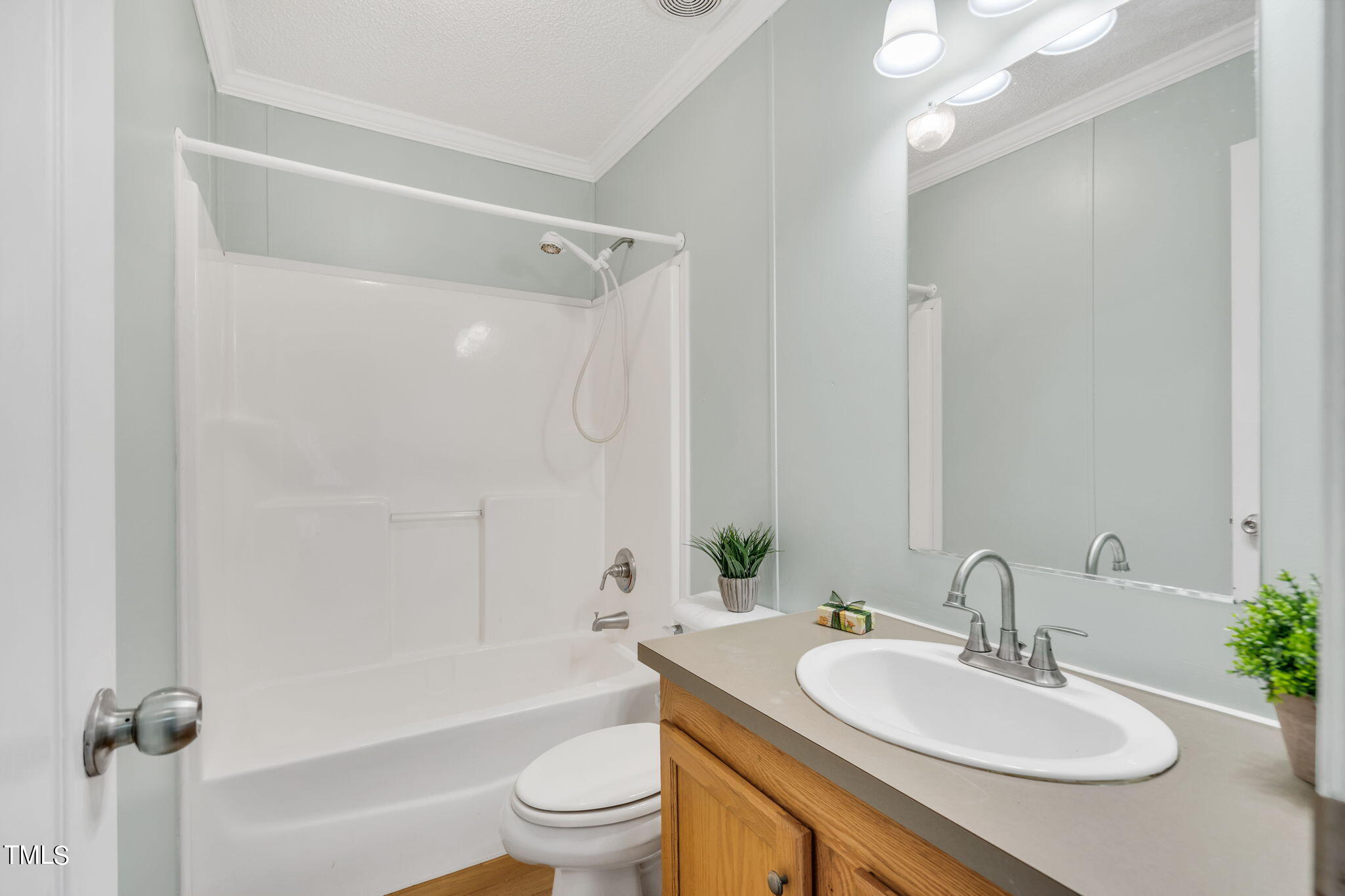 4711 Wheels Hill Road