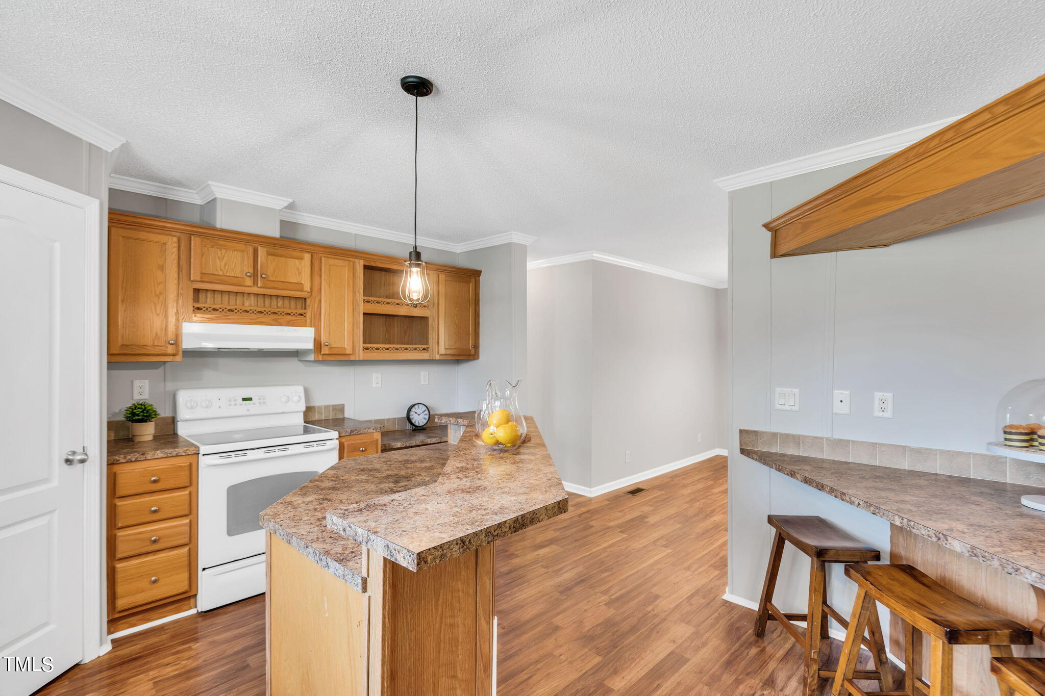 4711 Wheels Hill Road