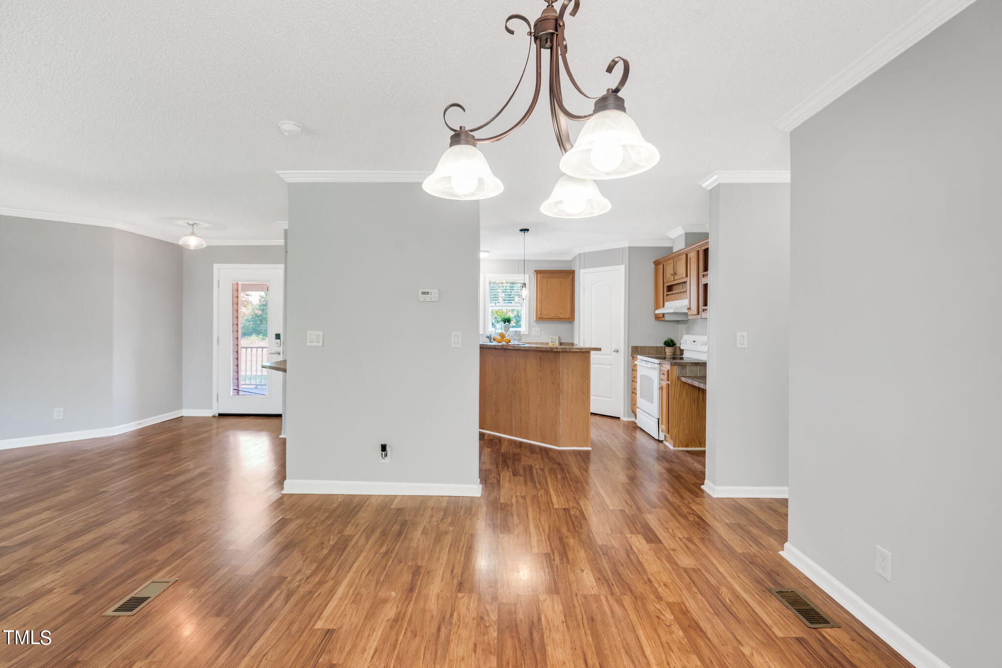 4711 Wheels Hill Road