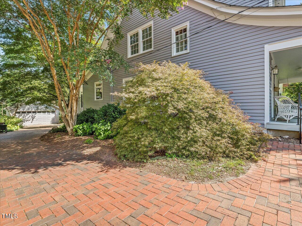 1812 Park Drive