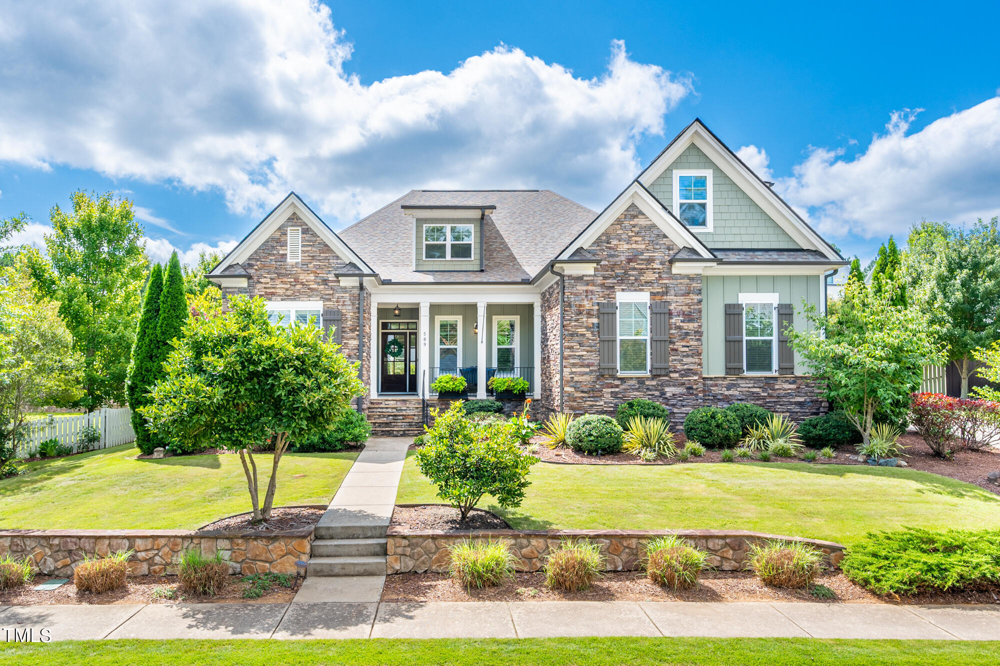 589 Bennett Mountain