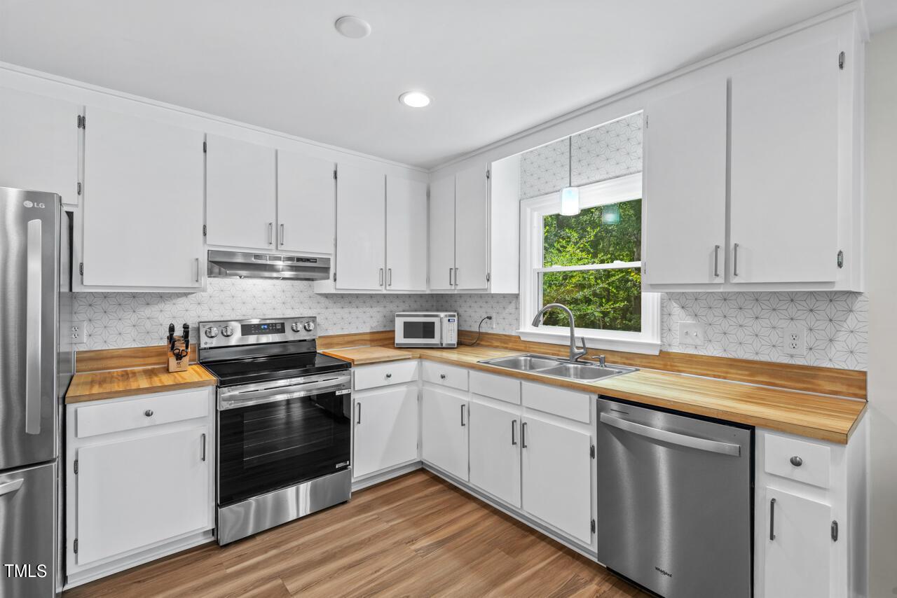 2415 George Anderson Drive