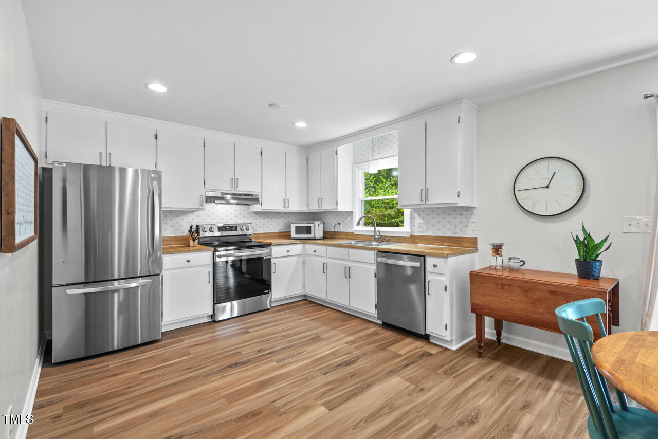 2415 George Anderson Drive