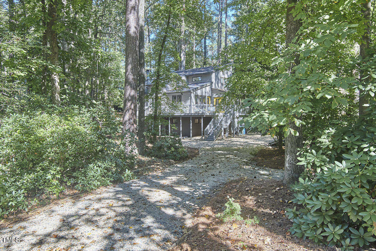 2704 Oberlin Drive