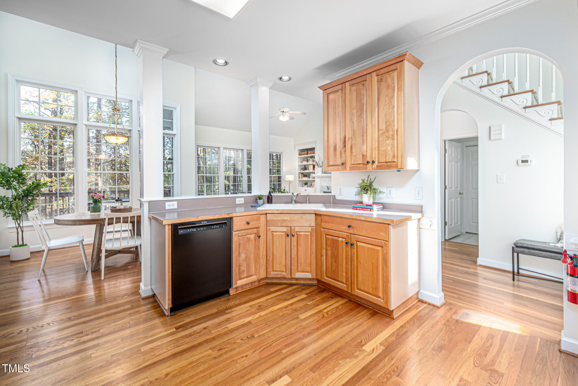 506 Manor Ridge Drive
