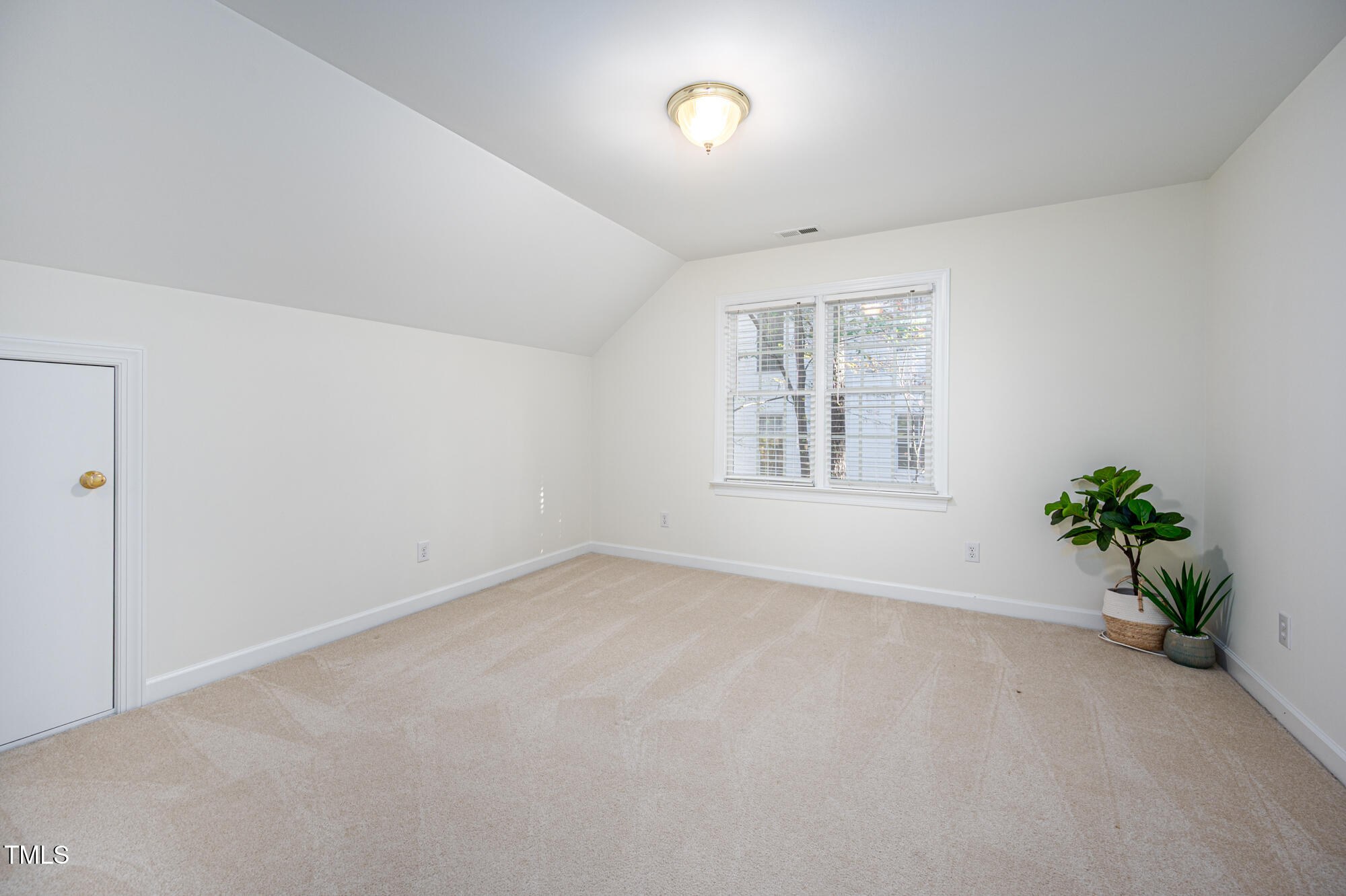 506 Manor Ridge Drive