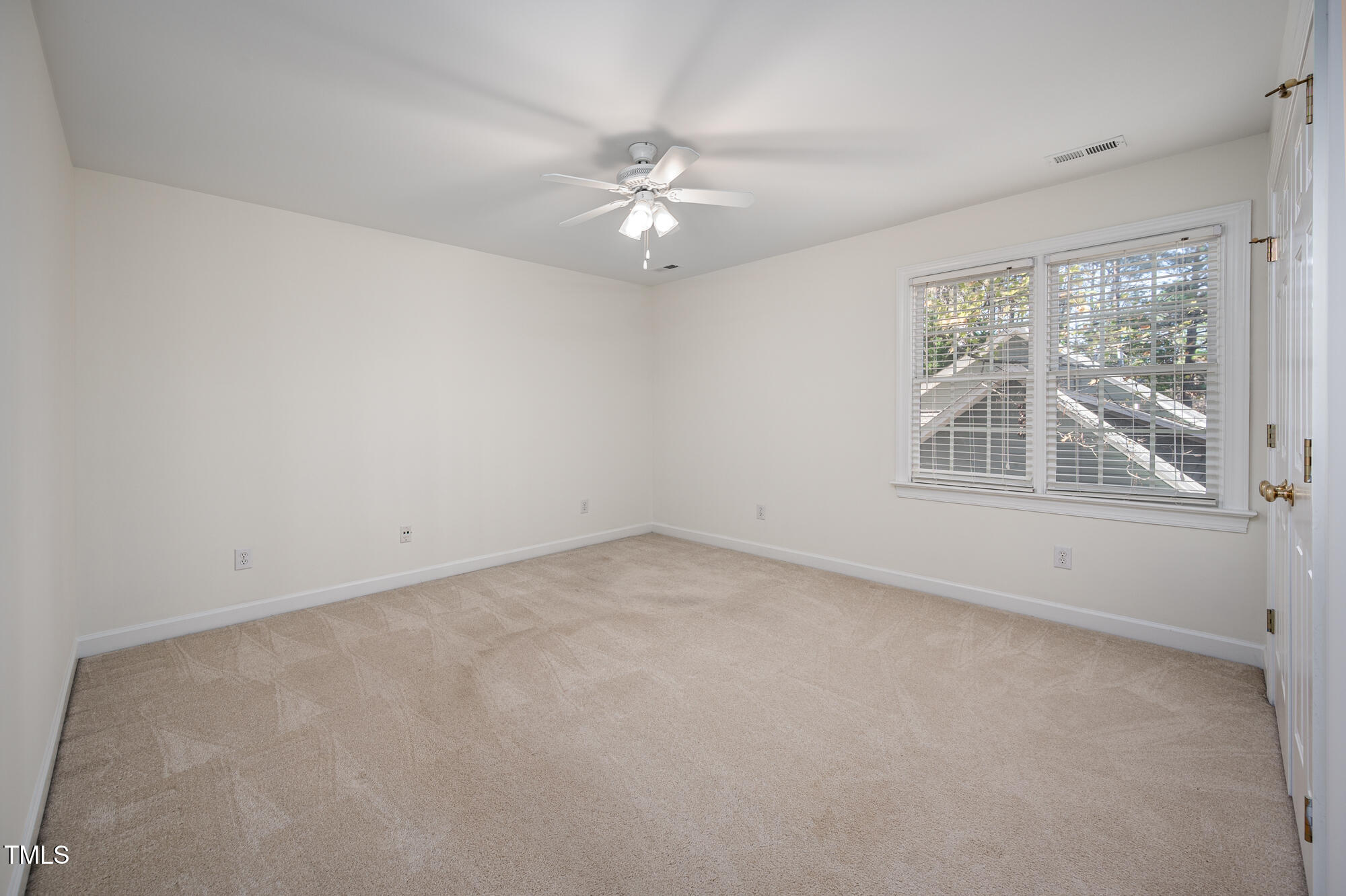 506 Manor Ridge Drive