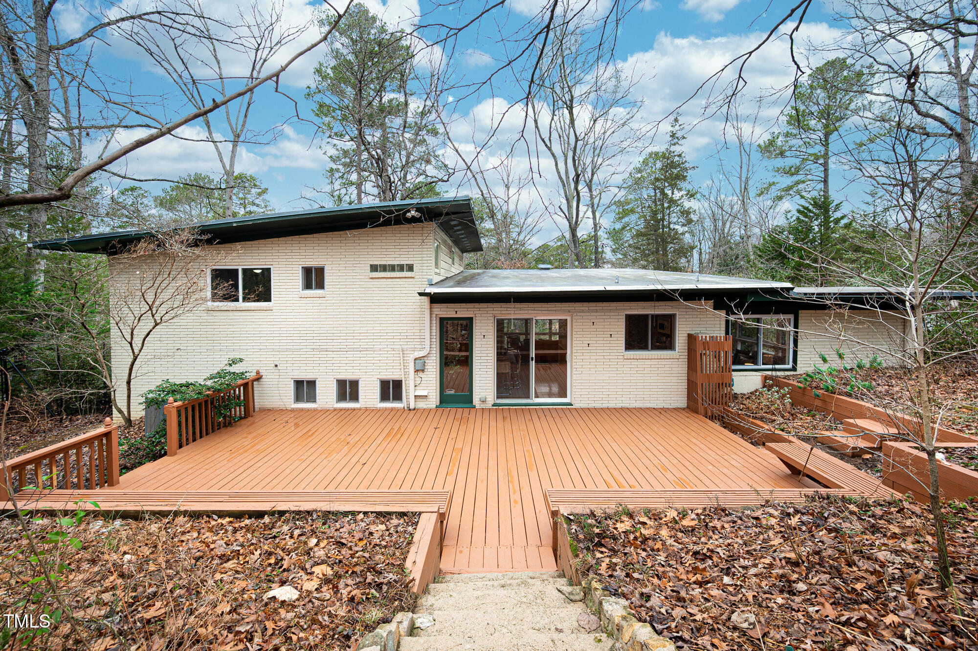 1824 S Lakeshore Drive