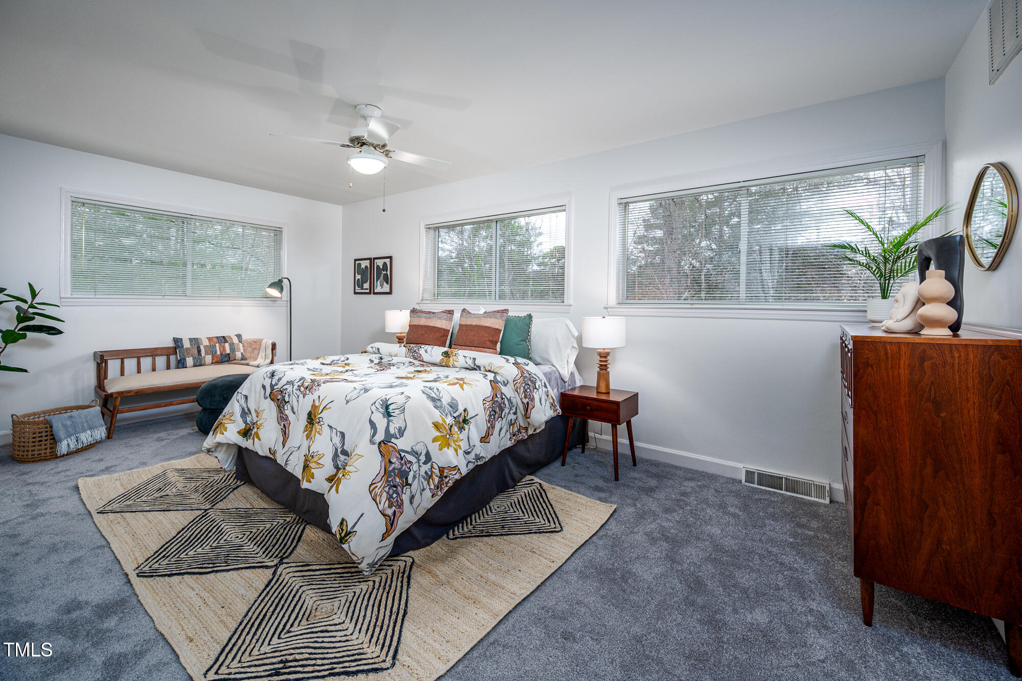 1824 S Lakeshore Drive