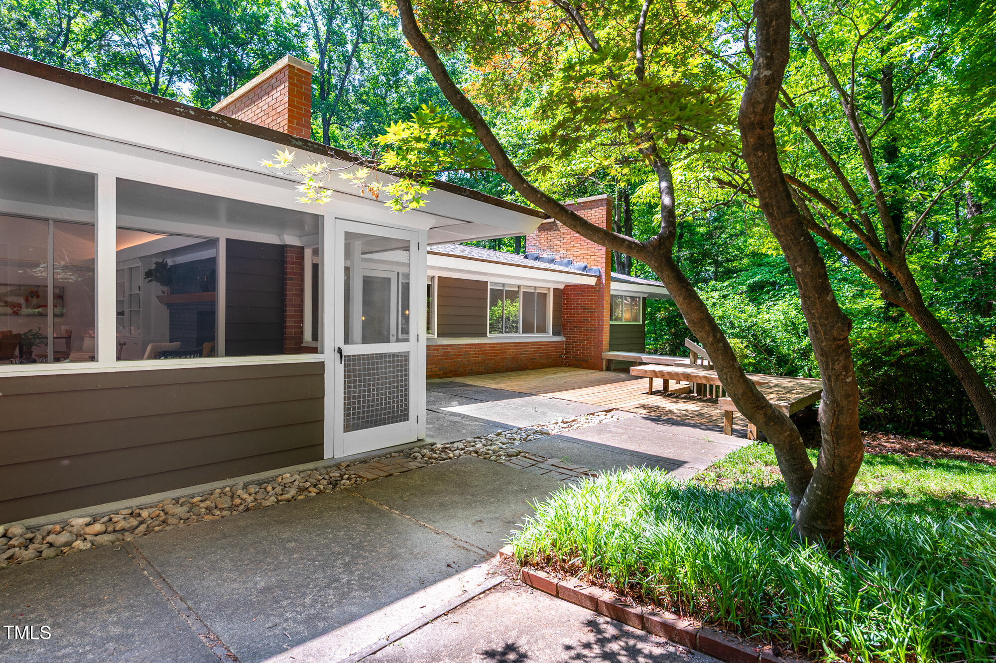 1111 Sourwood Circle