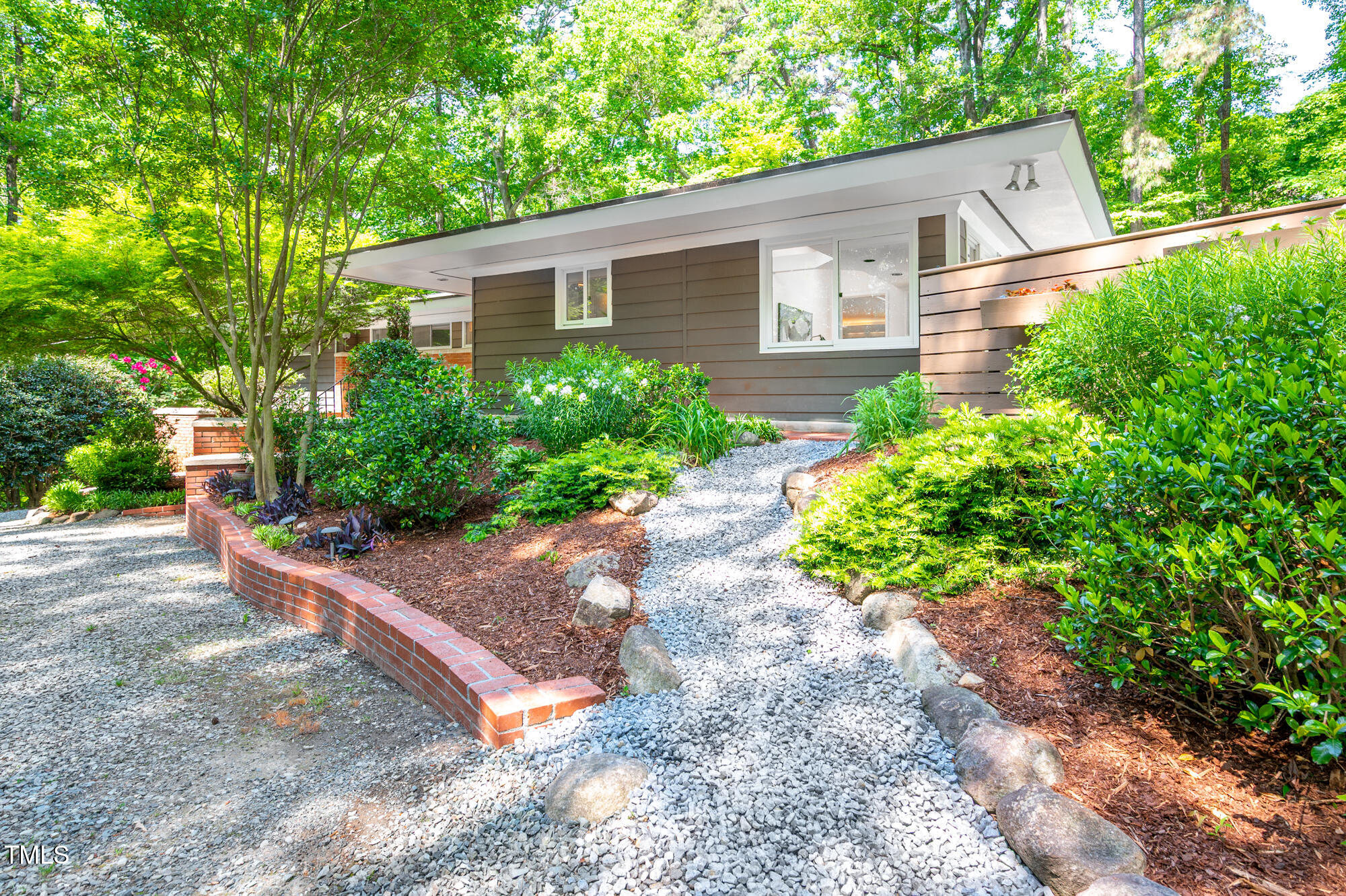 1111 Sourwood Circle