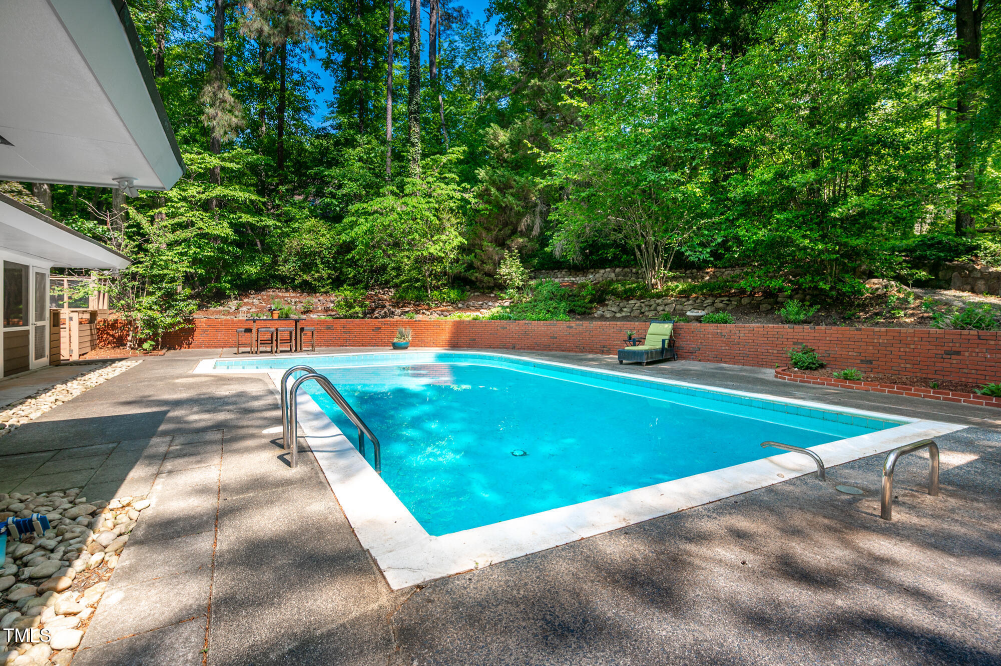 1111 Sourwood Circle